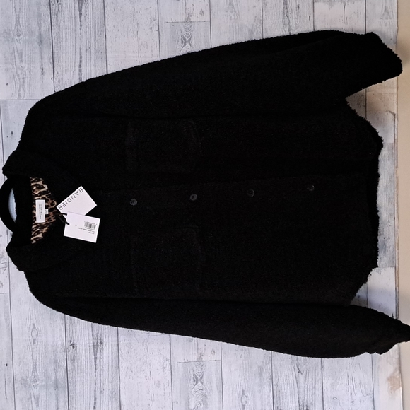 Bandier x Sincerely Jules, Women Aspen Sherpa Jacket in Black Leopard - Picture 5 of 12